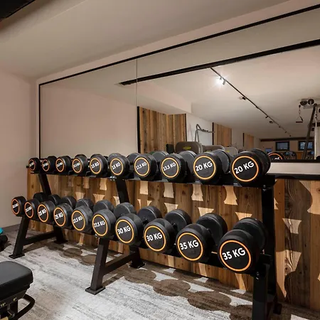 Апартаменти Carpe Solem 4 *